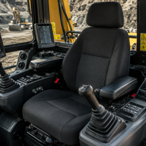 OPERATOR'S COMPARTMENT